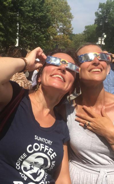 too much light makes the baby go blind